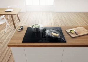 Bếp Từ Kết Hợp Hút Mùi Bosch HMH.PVQ731F15E Serie 8 Bốn Vùng Nấu